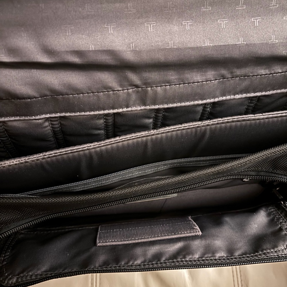 Tumi Black Messenger Bag - Picture 3 of 6